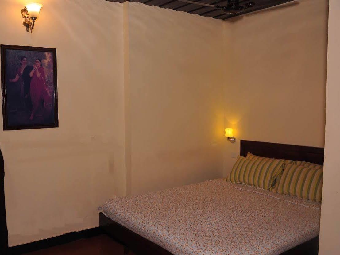 The Royal Heritage Hotel And Ayurvedic Center Thiruvananthapuram Exterior photo